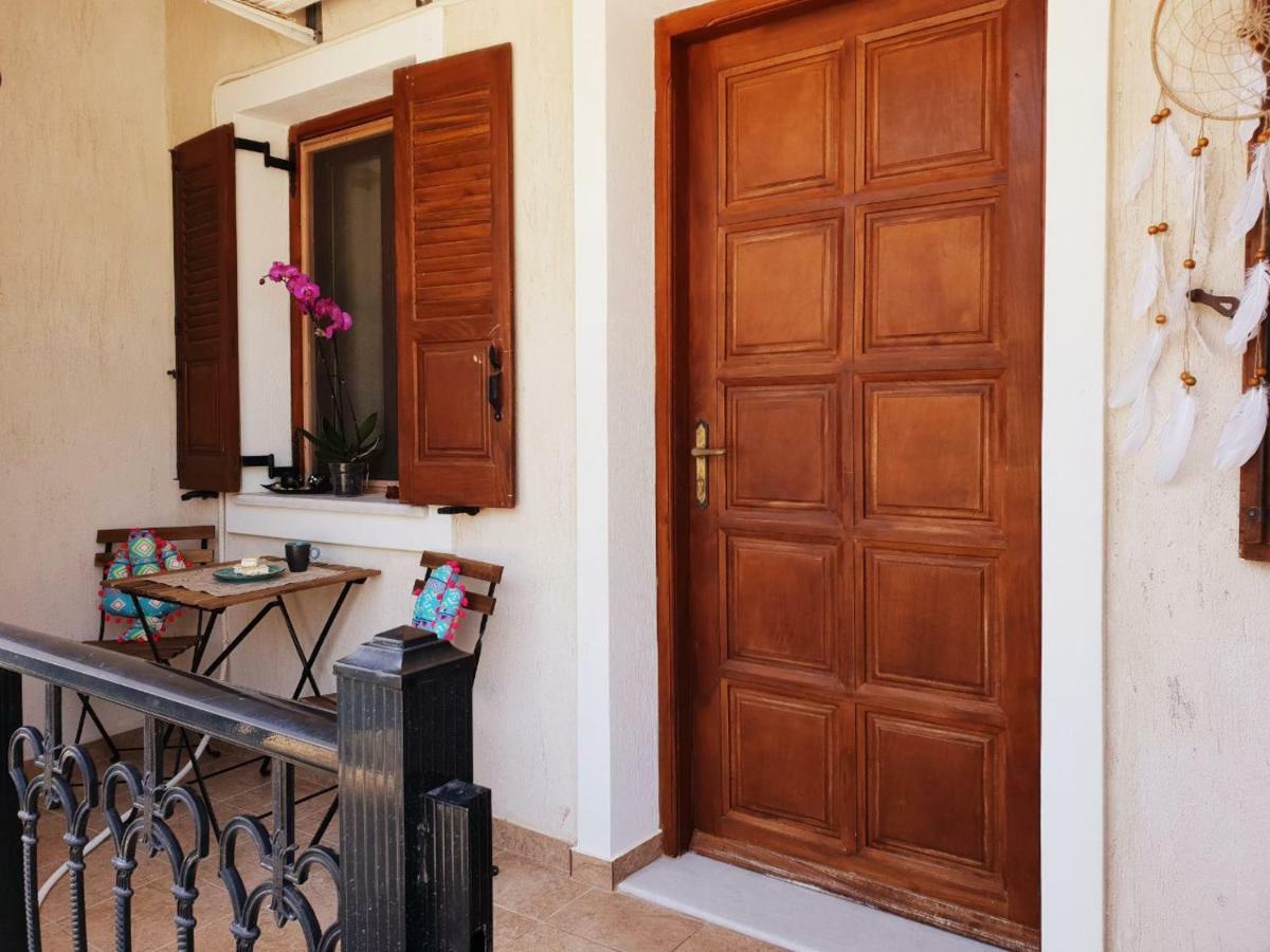 Villa Perissa Thira Exterior foto